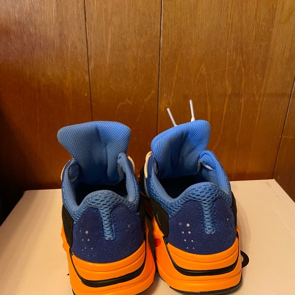 Size 6 1/2 orange, blue, and black Adidas not authentic - Picture 4 of 5